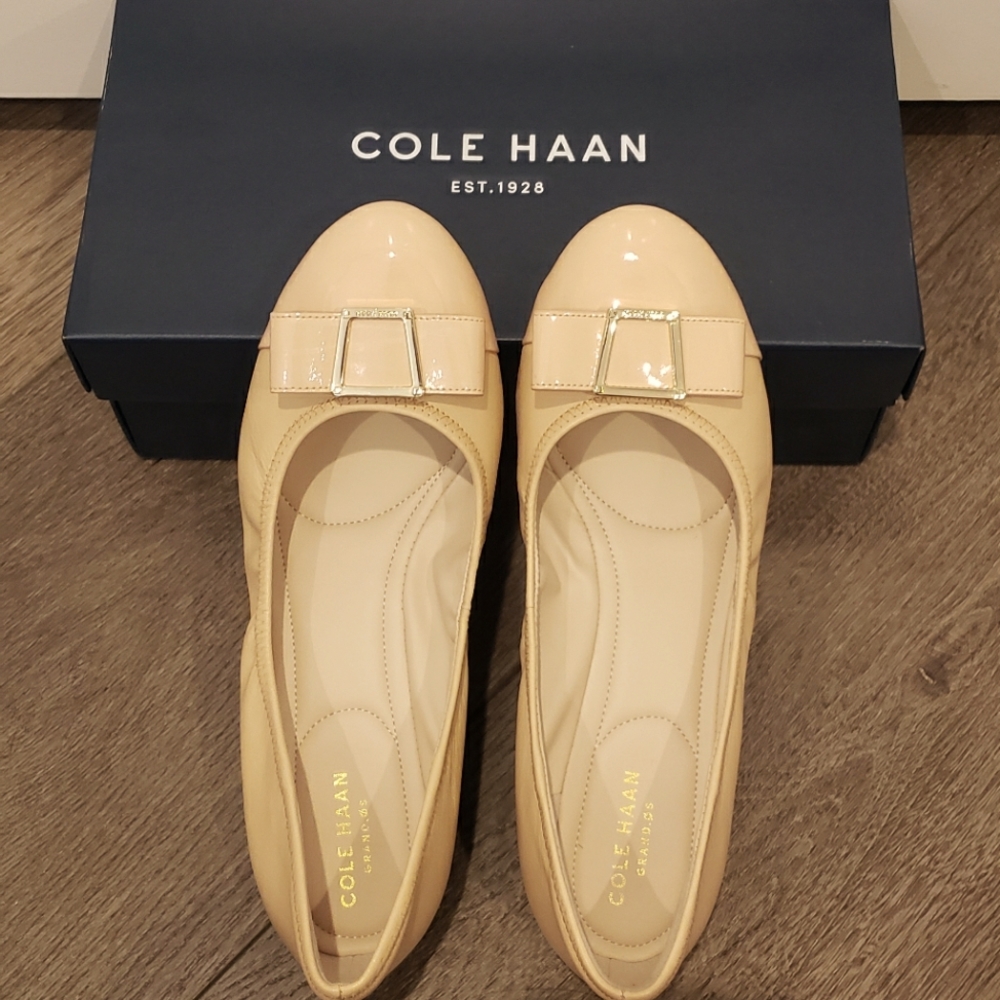 Cole Haan Emery Bow Wedge BEIGE